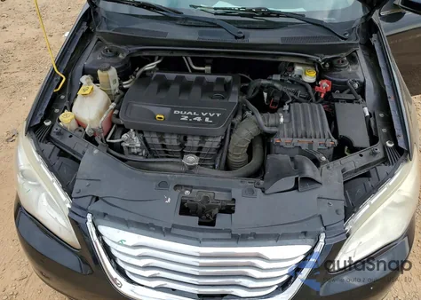 2012 Chrysler 200 Touring z USA, uszkodzony, nr VIN 1C3CCBBB7CN131954